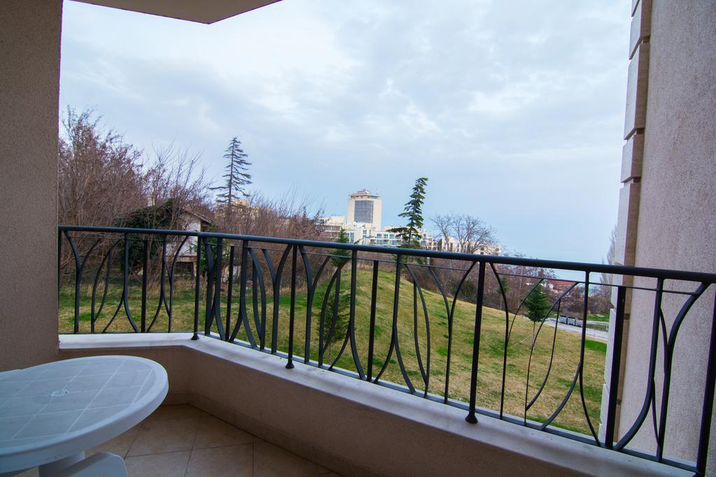 Cabacum Beach Private Apartaments Golden Sands Room photo
