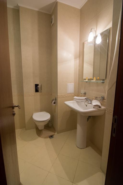 Cabacum Beach Private Apartaments Golden Sands Room photo
