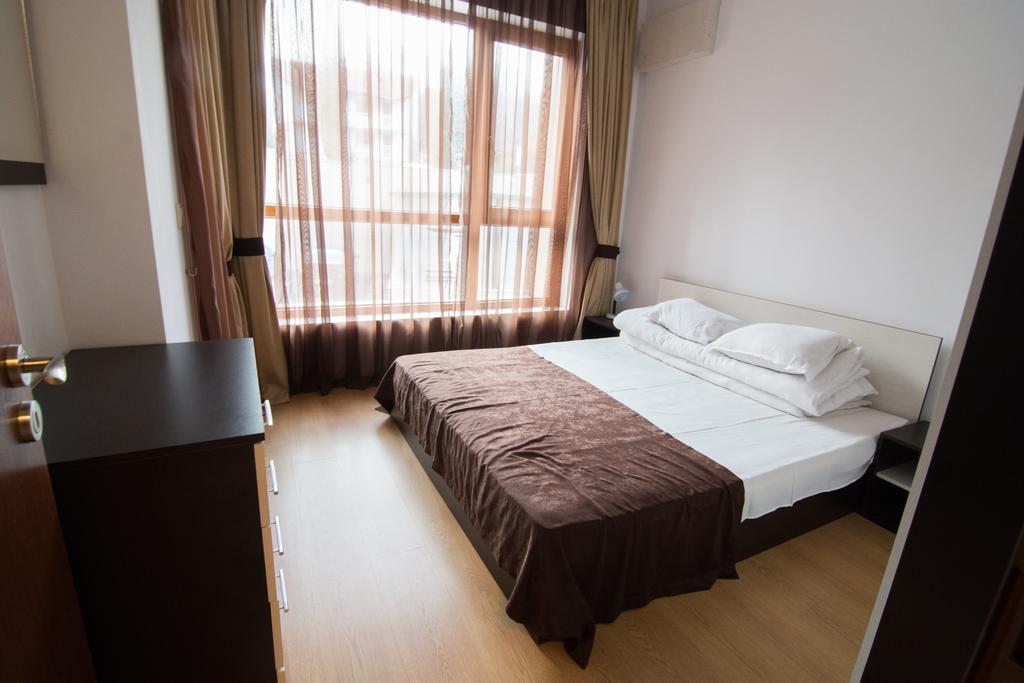 Cabacum Beach Private Apartaments Golden Sands Room photo