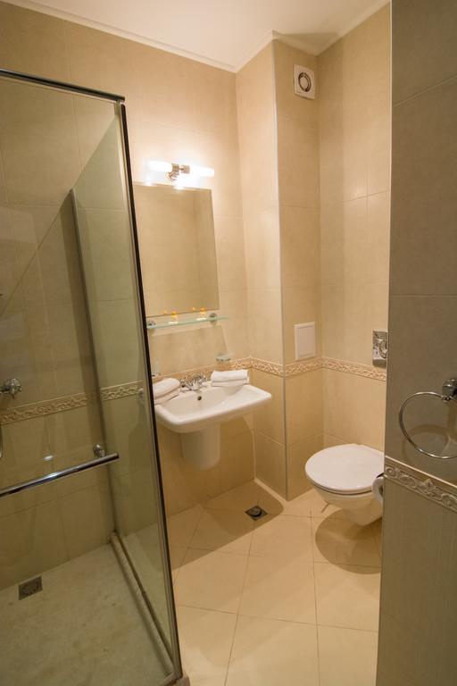 Cabacum Beach Private Apartaments Golden Sands Room photo