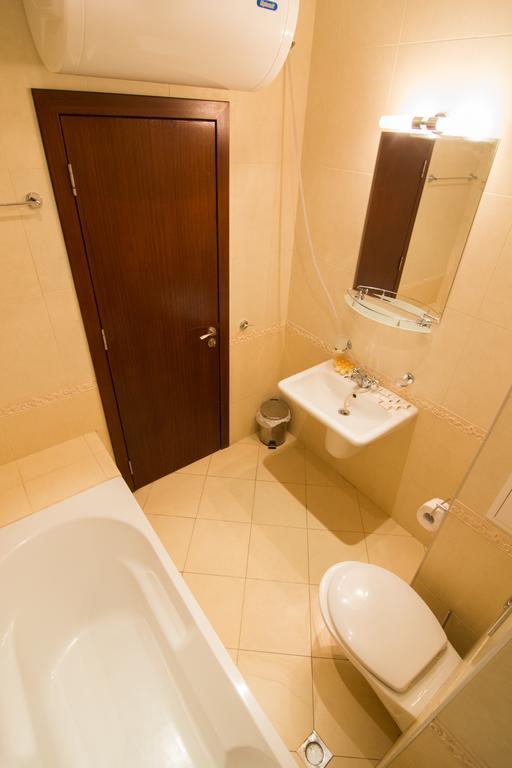 Cabacum Beach Private Apartaments Golden Sands Room photo