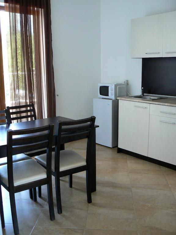 Cabacum Beach Private Apartaments Golden Sands Room photo